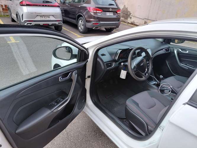 Chery Arrizo 5