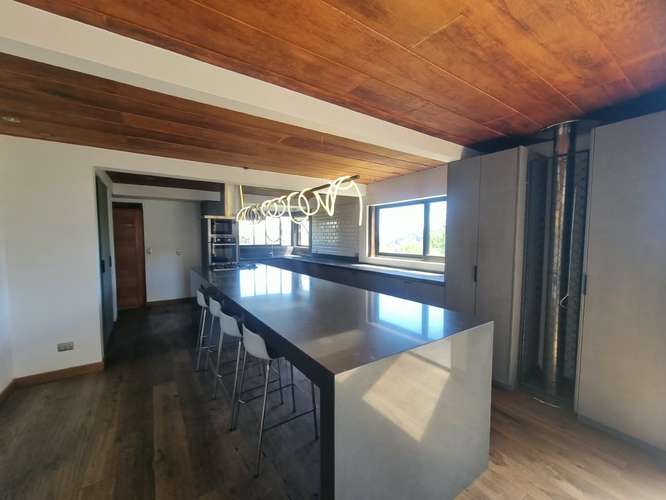 VENDE moderna casa 4D, en Los Almendros, Viña del - Imagen 8