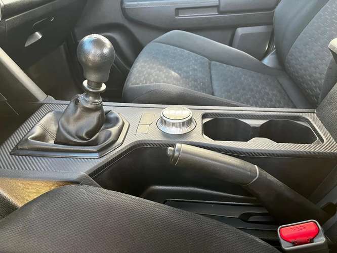 Mitsubishi L200 Katana D/C 2.4 TDI MT XRT 4X4 2024 - Imagen 20