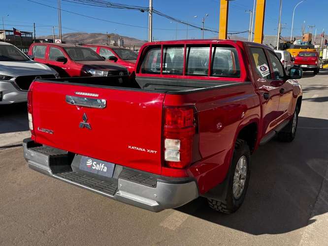 Mitsubishi L200 Katana D/C 2.4 TDI MT XRT 4X4 2024 - Imagen 5