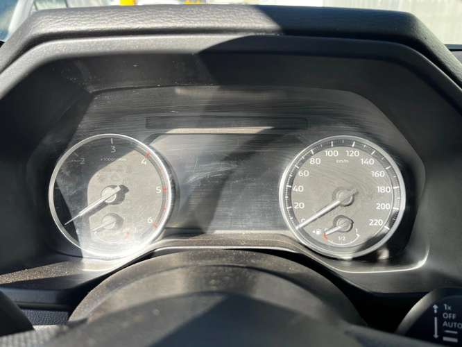 Mitsubishi L200 Katana D/C 2.4 TDI MT XRT 4X4 2024 - Imagen 15