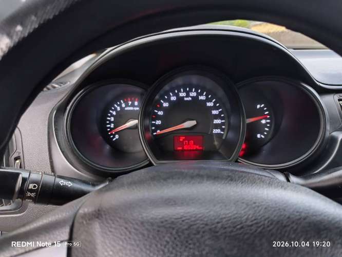 Kia rio 4