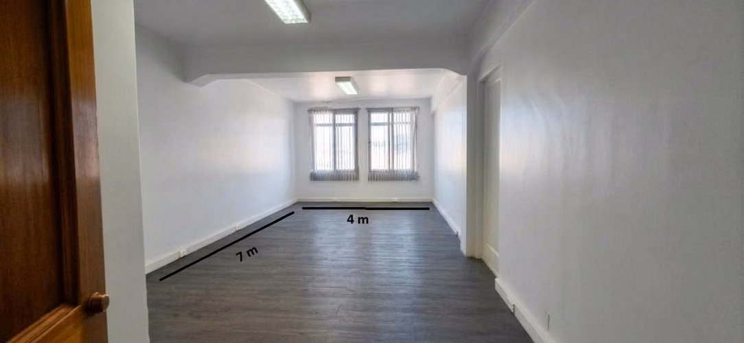 Oficina Remodelada Planta Libre 28 M2 Central - Imagen 3