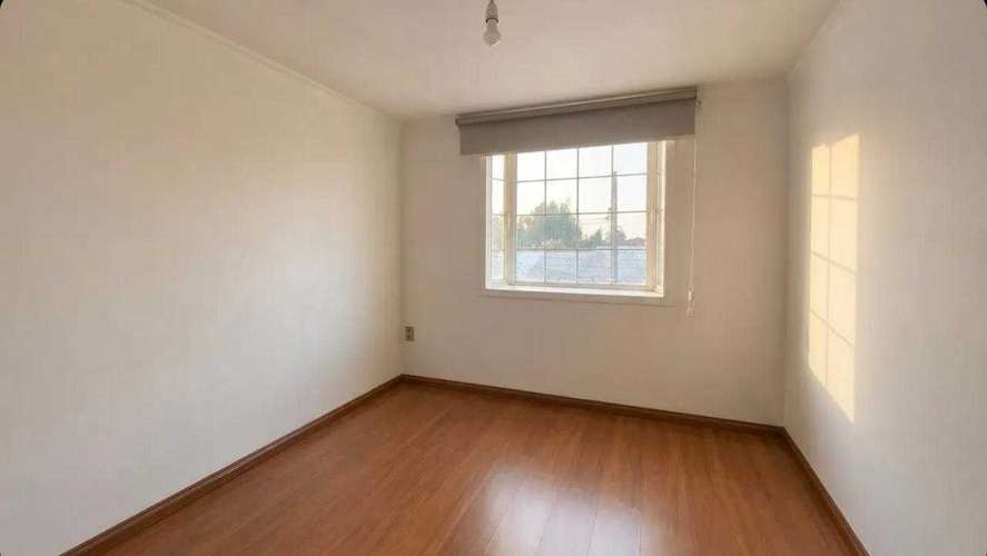Moderna Casa con Excelente Conectividad (187145) - Imagen 15