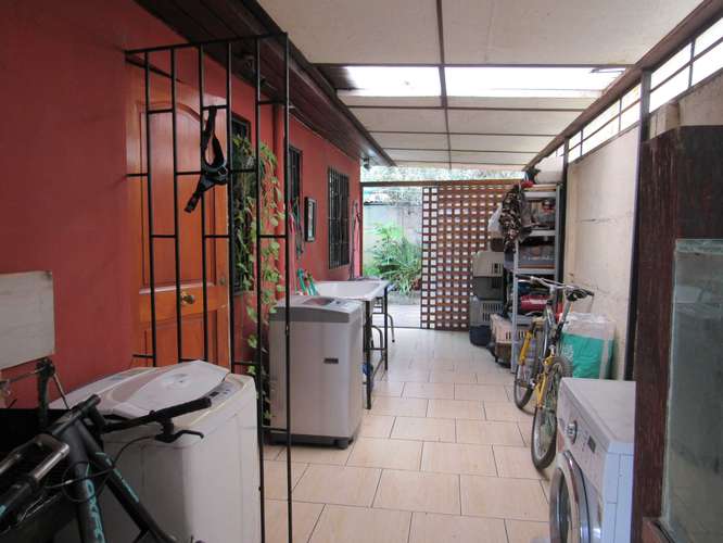 Moderna Casa Ideal para Inversión Familiar (187141) - Imagen 17