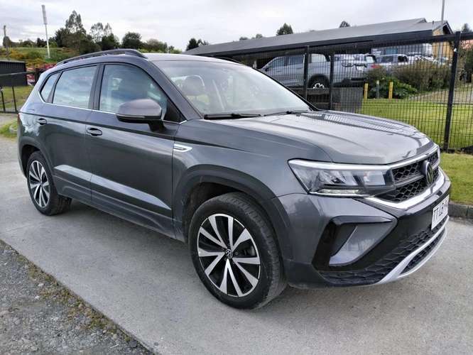 VOLKSWAGEN TAOS 2025