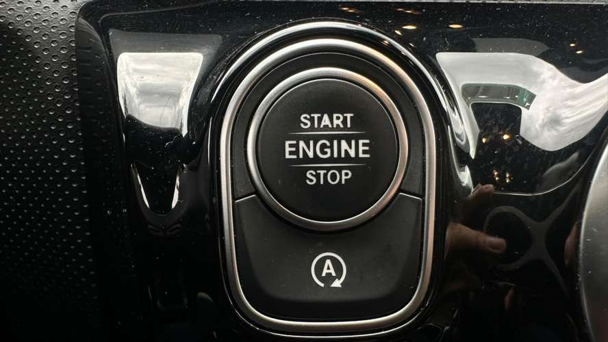 Mercedes Benz A200 200D (2020) - Imagen 10