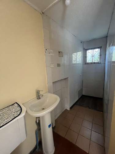 Casa antigua, madera, sector Simmons, Talcahuano. - Imagen 8