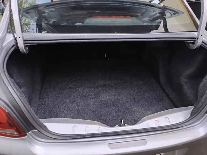 Peugeot 301 1.6 Hdi Allure Pack 92Hp