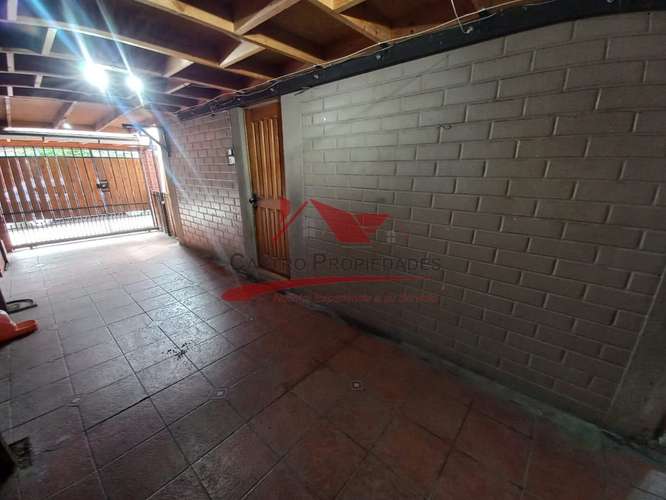 CASA DE DOS PISOS,4DORMITORIOS,1 BAÑO - Imagen 8