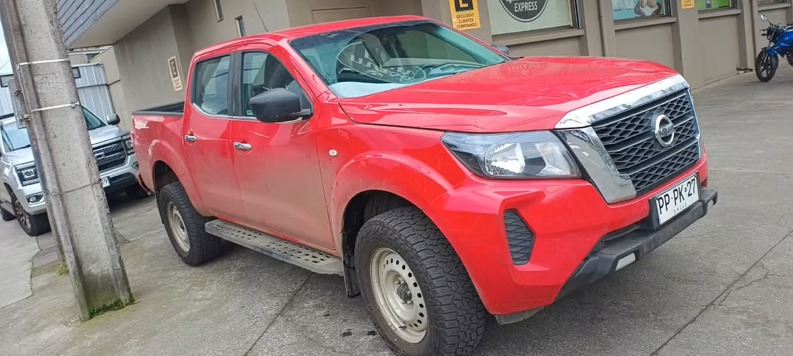VENDO Nissan Navara SE 4x4 - Imagen 2
