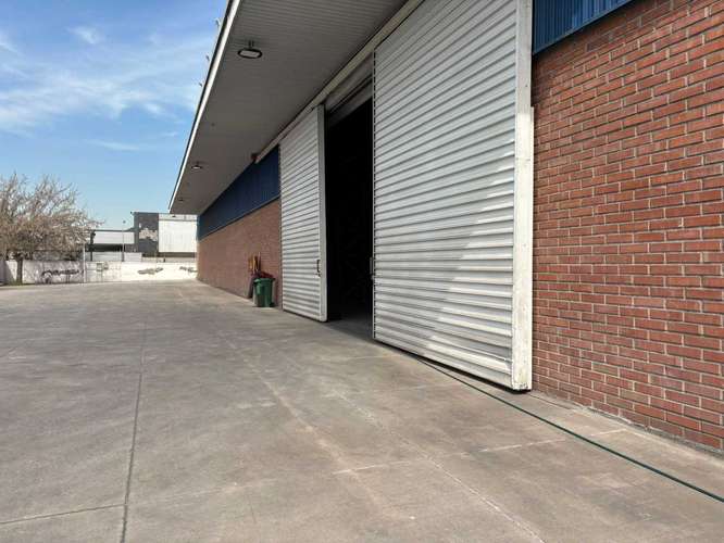 Amplia Bodega industrial,2150m2, Macul (187234)