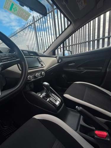 Nissan versa 2022