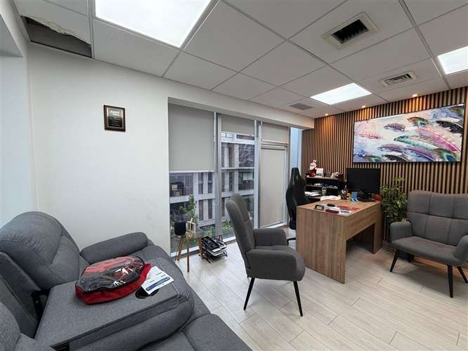 Oficina en arriendo en Las Condes
