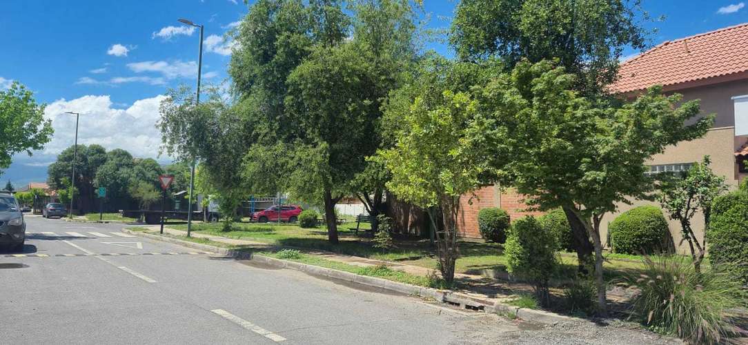 Amplia propiedad barrio tranquilo (187237) - Imagen 24