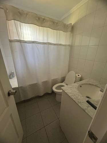 SE VENDE HERMOSA CASA ESQUINA EN LOS ANDES