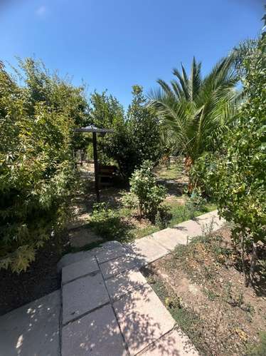 SE VENDE HERMOSA CASA ESQUINA EN LOS ANDES