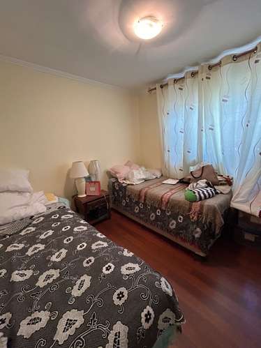 SE VENDE HERMOSA CASA ESQUINA EN LOS ANDES