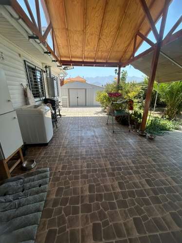 SE VENDE HERMOSA CASA ESQUINA EN LOS ANDES