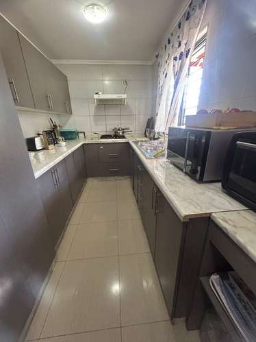 SE VENDE HERMOSA CASA ESQUINA EN LOS ANDES