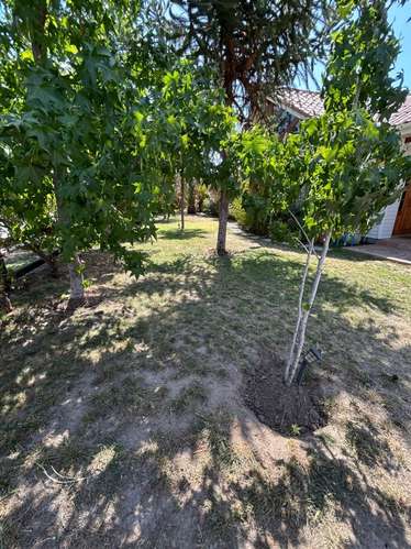 SE VENDE HERMOSA CASA ESQUINA EN LOS ANDES