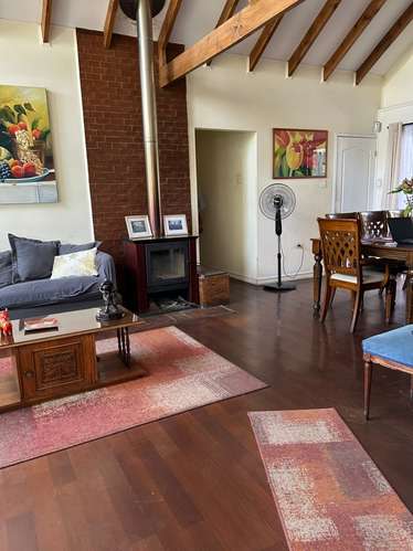 SE VENDE HERMOSA CASA ESQUINA EN LOS ANDES