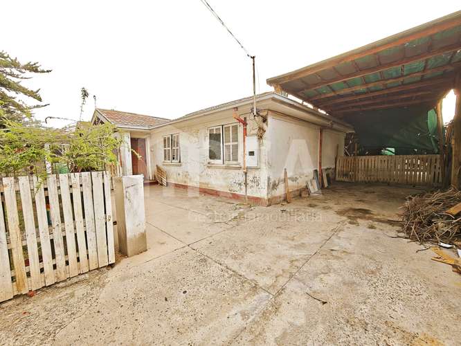 CASA GRAN TERRENO USO COMERCIAL O HABITACIONAL (187239)
