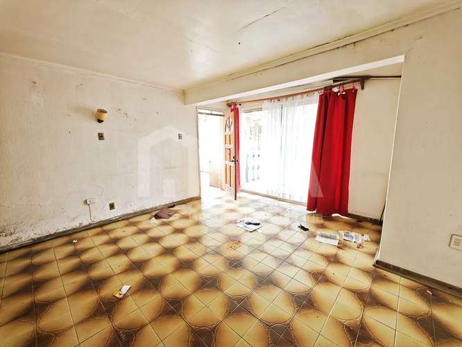 CASA GRAN TERRENO USO COMERCIAL O HABITACIONAL (187239)