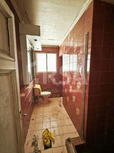 CASA GRAN TERRENO USO COMERCIAL O HABITACIONAL (187239)