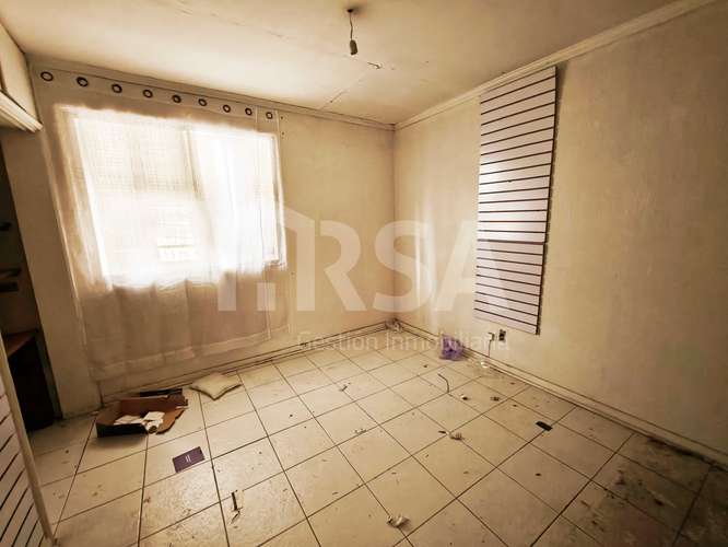 CASA GRAN TERRENO USO COMERCIAL O HABITACIONAL (187239)