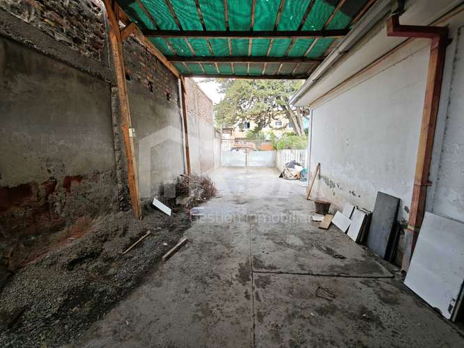 CASA GRAN TERRENO USO COMERCIAL O HABITACIONAL (187239)