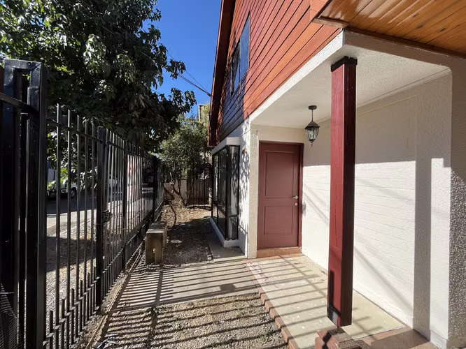 VENDE CASA VILLA PUERTA NORTE  DE LINARES - Imagen 2