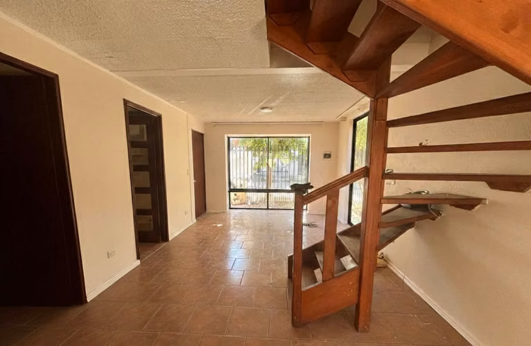 VENDE CASA VILLA PUERTA NORTE  DE LINARES - Imagen 4