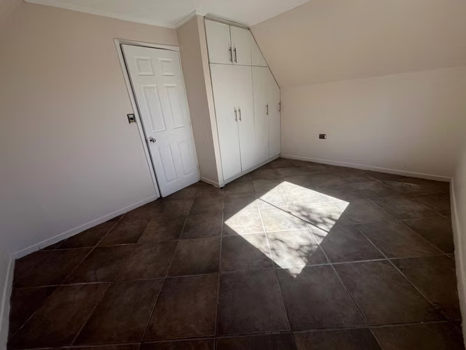 VENDE CASA VILLA PUERTA NORTE  DE LINARES - Imagen 10