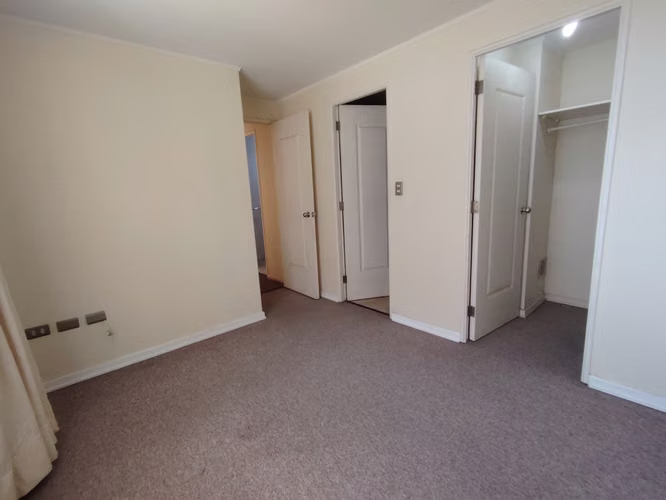 Vendo Depto Edificio Plaza del Este, Chillán, 2 Dormitorios, 2 Baños, Estacionamiento - Imagen 6