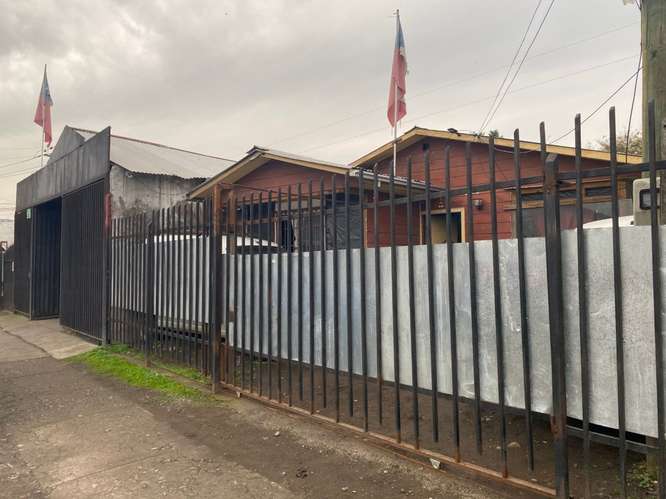 CASA CON EXCELENTE UBICACIÓN Y GRAN POTENCIAL COME