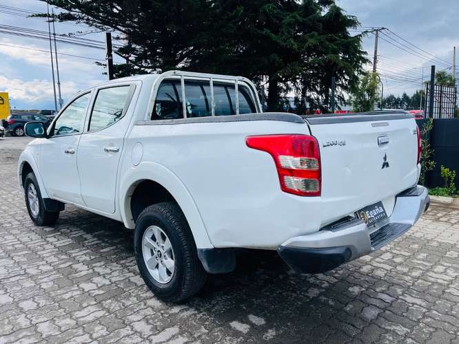 MITSUBISHI L200 2018 - Imagen 5