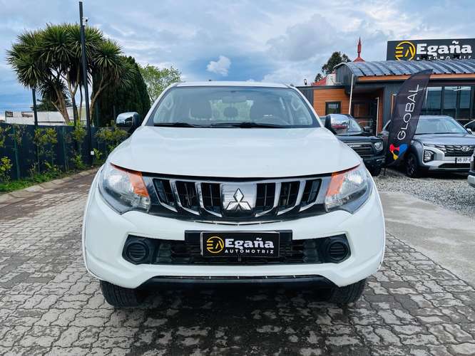 MITSUBISHI L200 2018 - Imagen 3