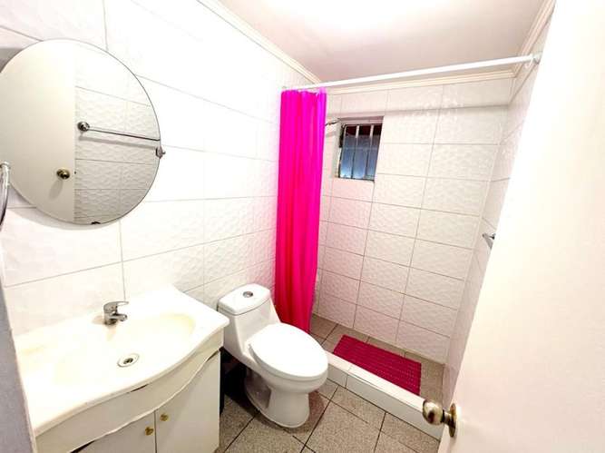Casa SE ARRIENDA AMPLIA CASA EXCELENTE UBICACIÓN - Imagen 16