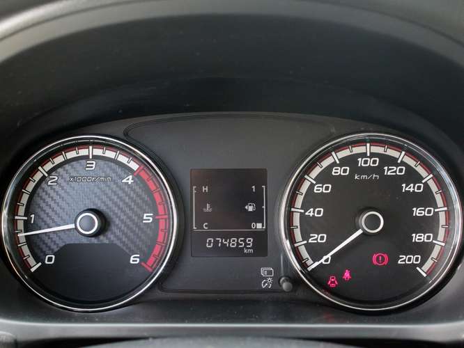 MITSUBISHI L200 KATANA CRM 4X4  2023 - Imagen 11