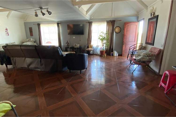 "oasis rural en yumbel: sueño de campo moderno"