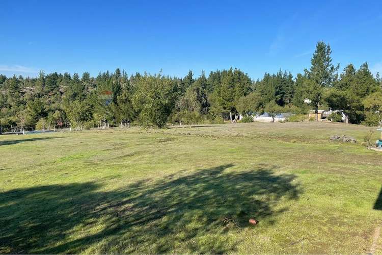 "oasis rural en yumbel: sueño de campo moderno"