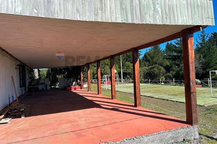 "oasis rural en yumbel: sueño de campo moderno"