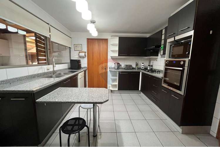 Casa luminosa 4d+3b, piscina y gran jardín - Imagen 10