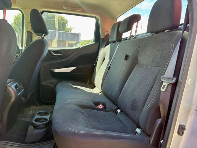 Nissan NP300 2020 - Imagen 9