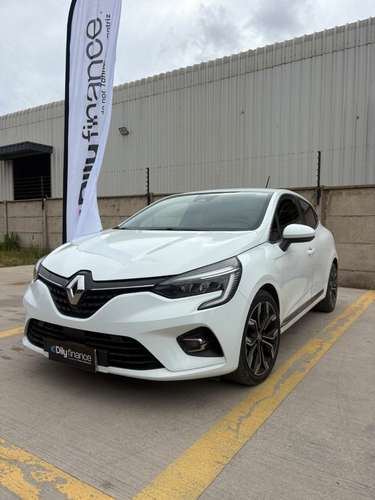 Renault CLIO 2023