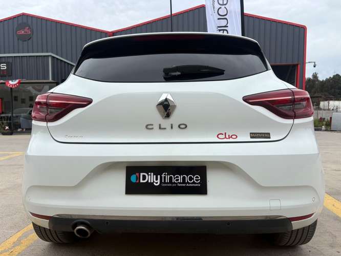 Renault CLIO 2023