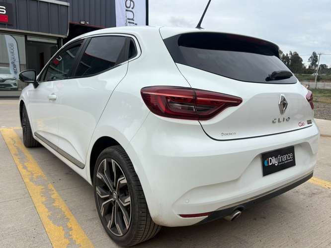 Renault CLIO 2023