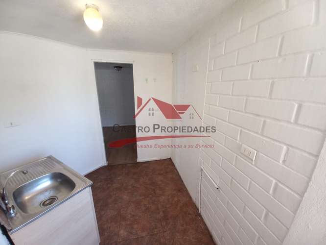 DEPARTAMENTO PRIMER PISO, 2 HAB 1 BAÑ - Imagen 8