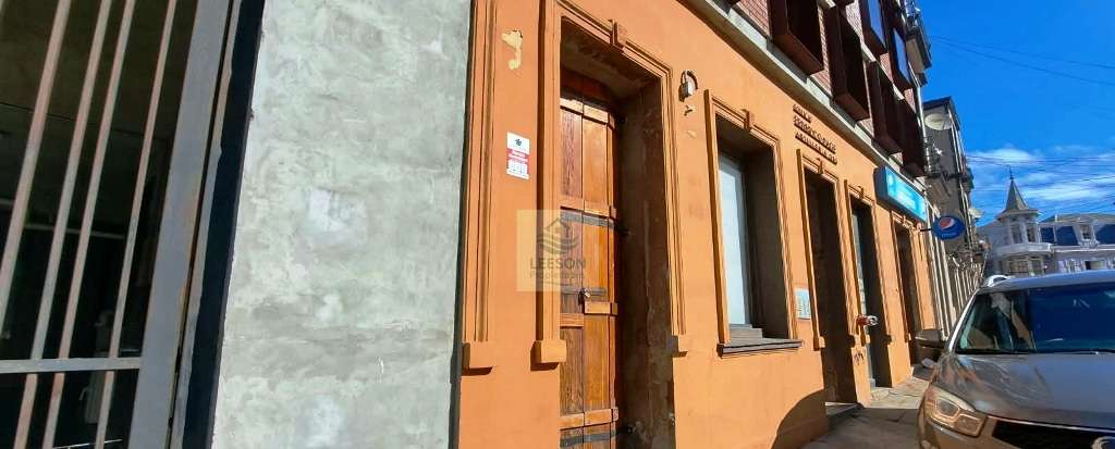 ARRIENDO DE LOCAL COMERCIAL EN CERRO ARTILLERÍA